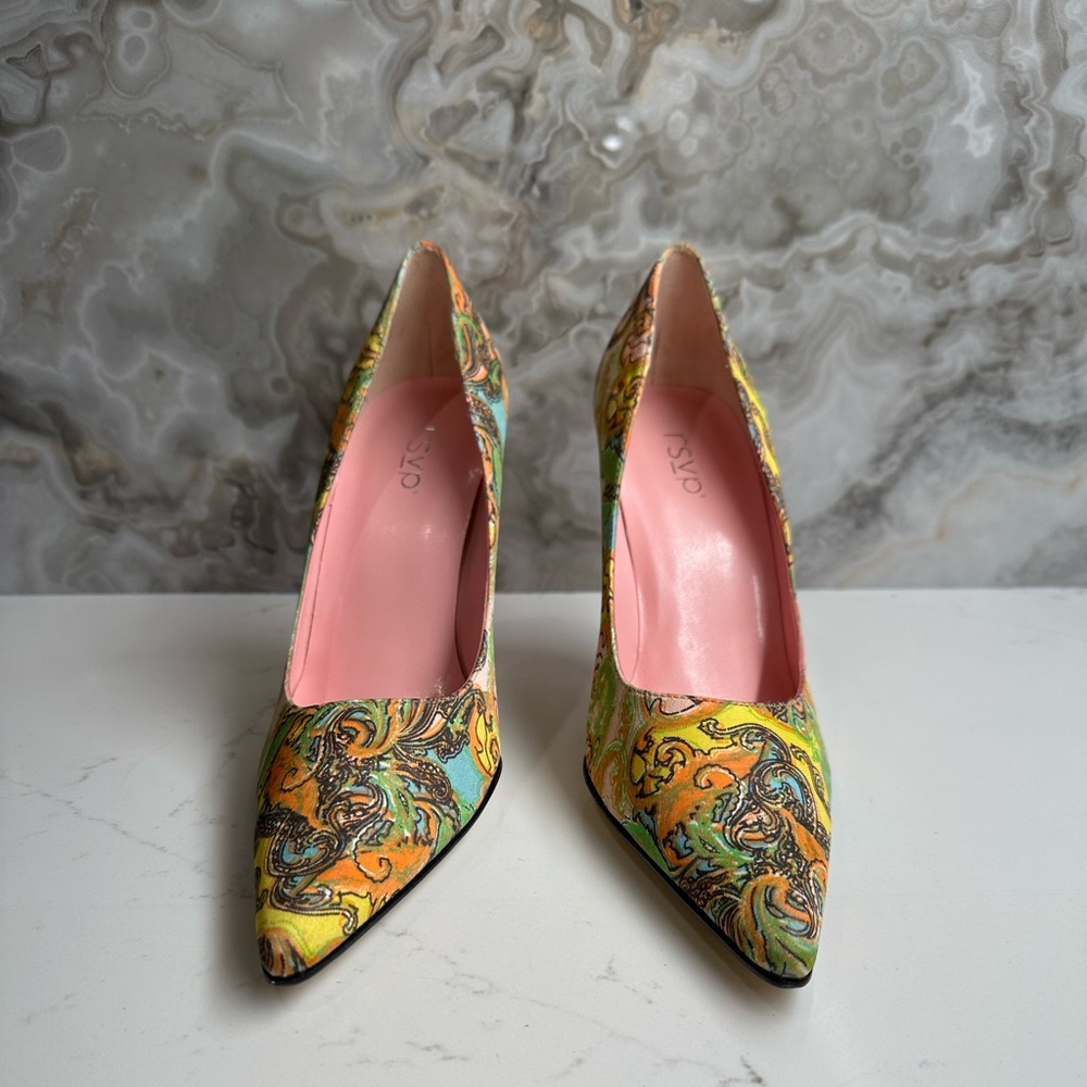 RSVP Paisley Heels. NWT